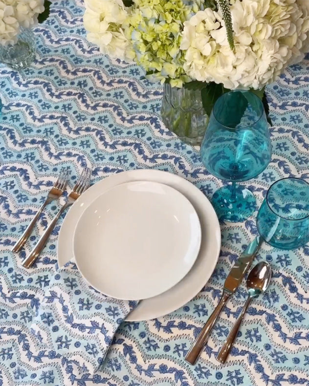 A  Summer Blue + White Tablescape